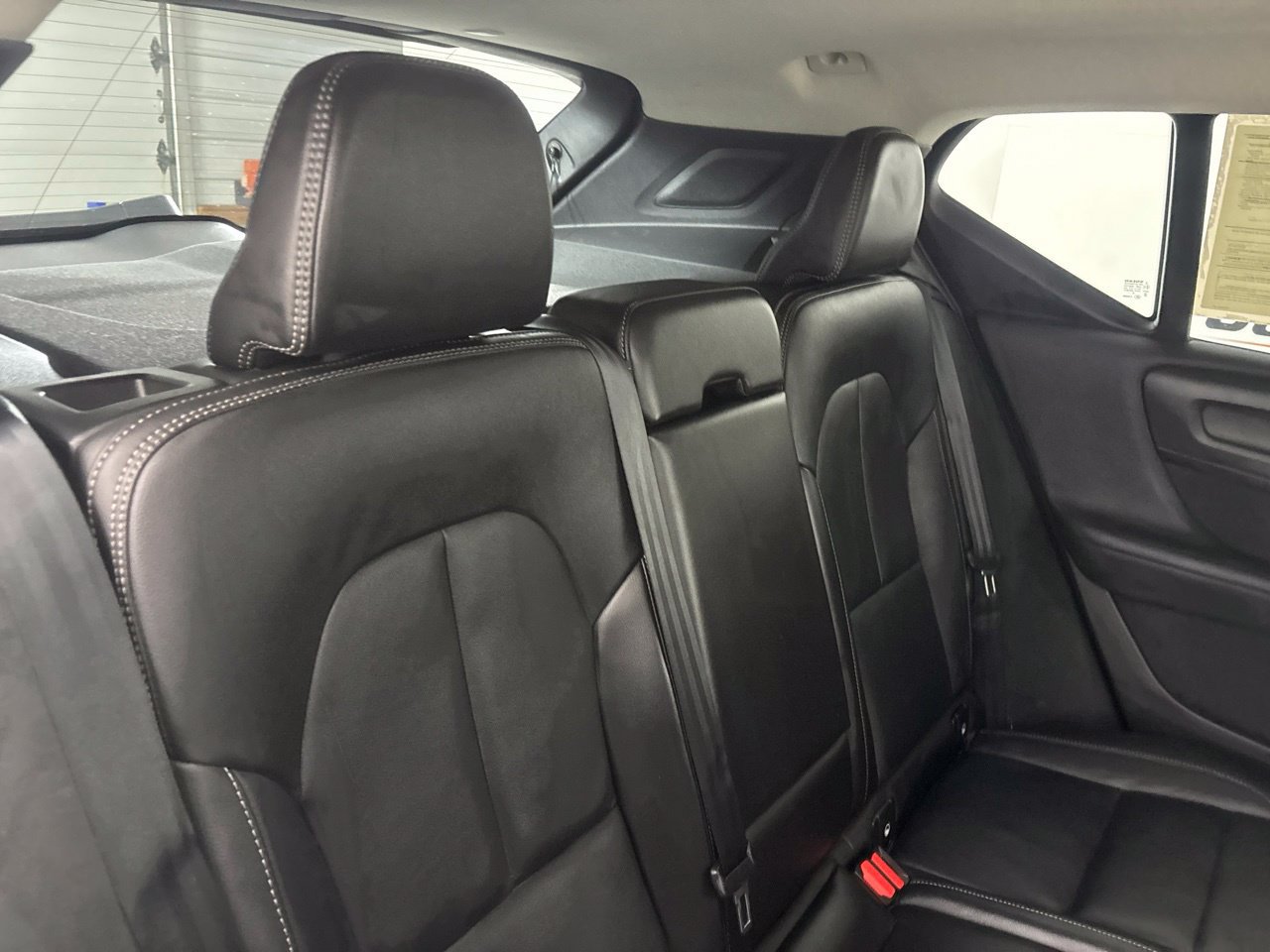 Used 2026 Volvo XC40 B5 Plus AWD/4WD image 28