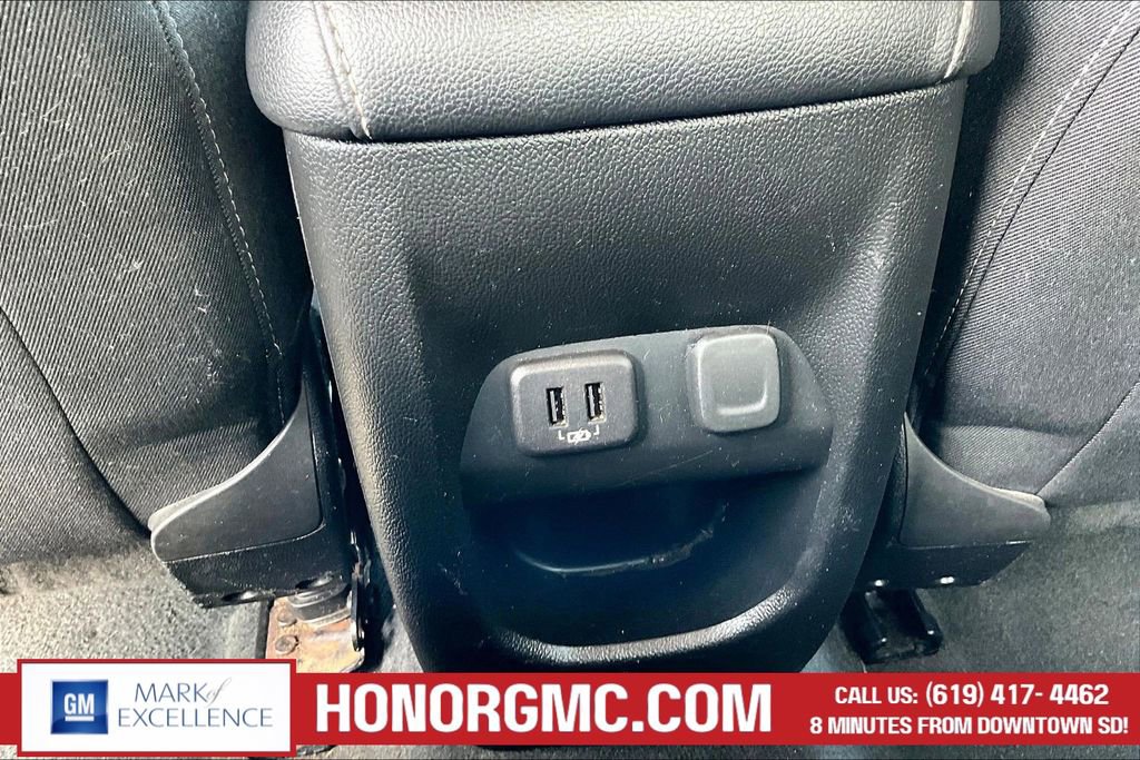 Used 2022 Chevrolet Colorado LT w/ LT Convenience Package AWD/4WD image 11