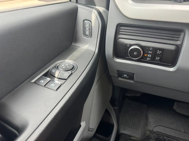 New 2025 Ford F550 4x4 Regular Cab Super Duty image 25