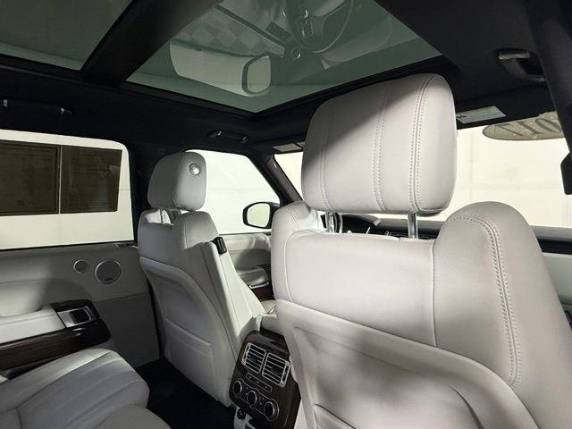 Used 2017 Land Rover Range Rover HSE AWD/4WD image 30