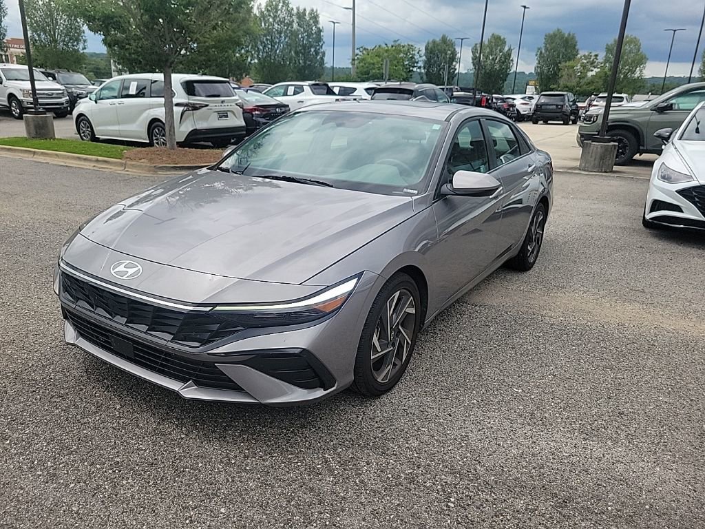 Used 2025 Hyundai Elantra SEL