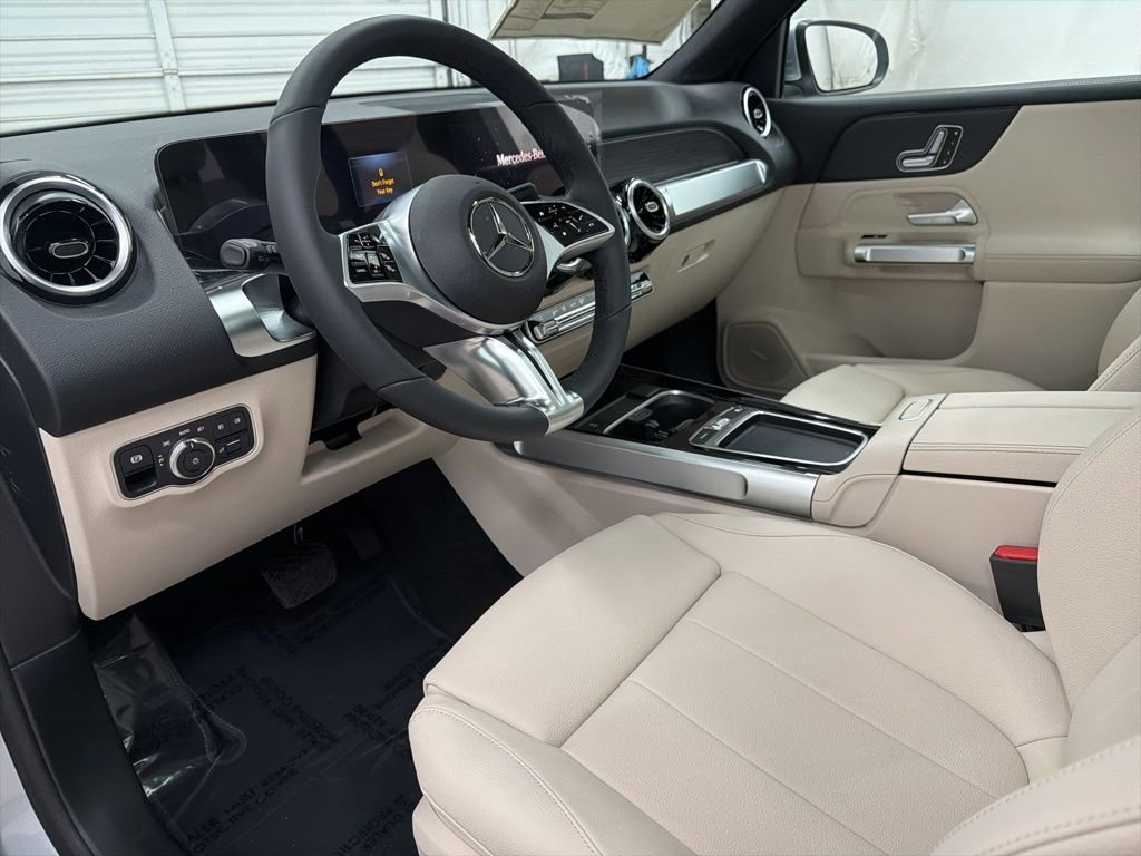 New 2026 Mercedes-Benz GLB 250 image 12