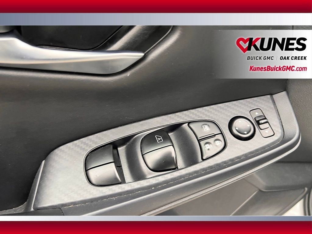 Used 2024 Nissan Sentra SV image 12