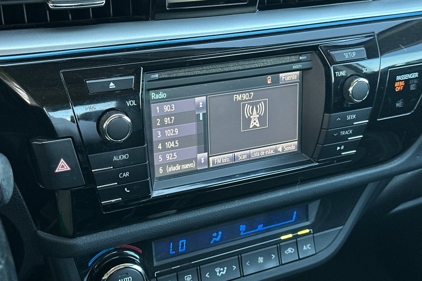 Used 2016 Toyota Corolla S FWD image 18