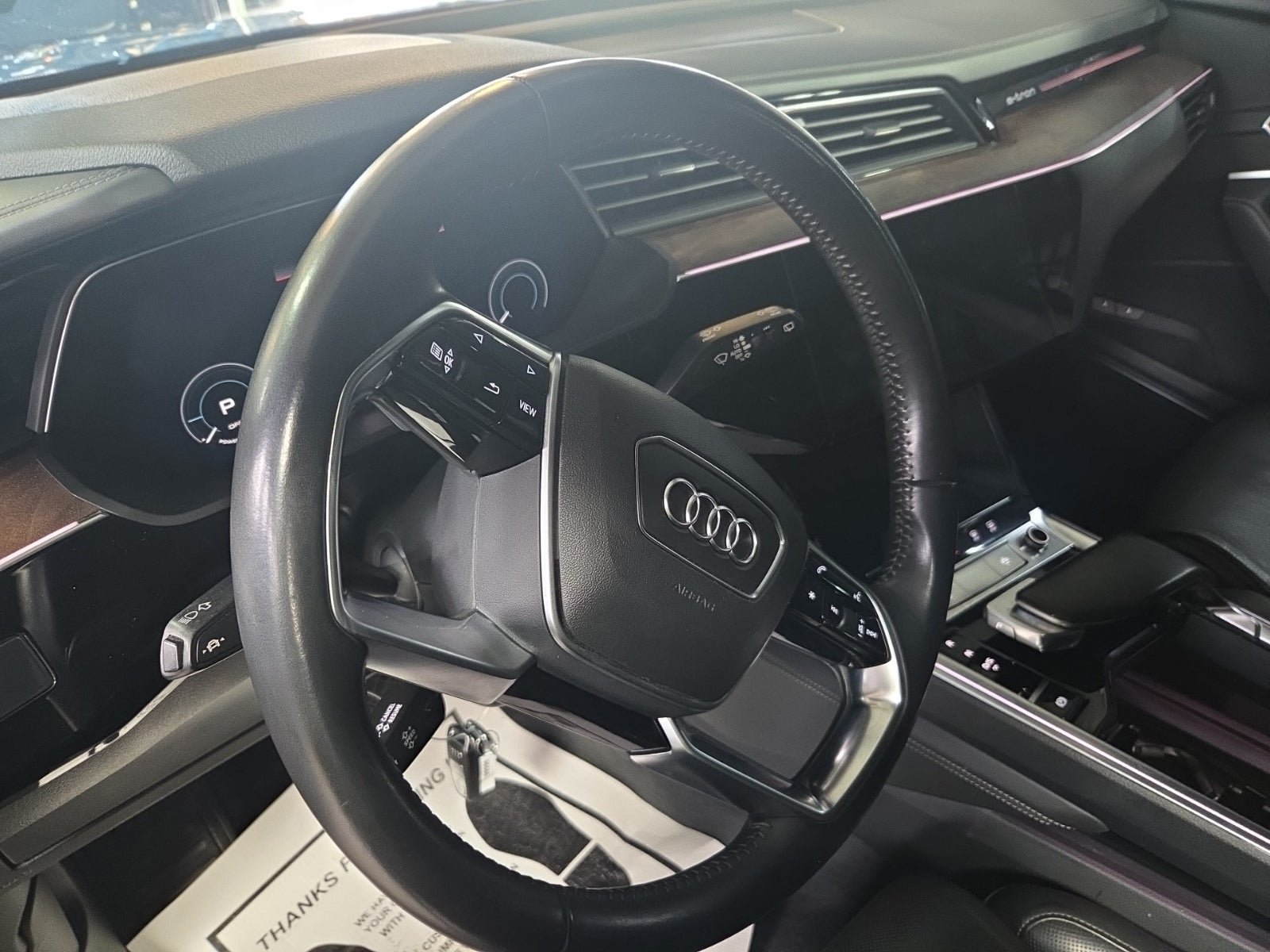 Used 2019 Audi e-tron Prestige w/ Prestige Package AWD/4WD image 6