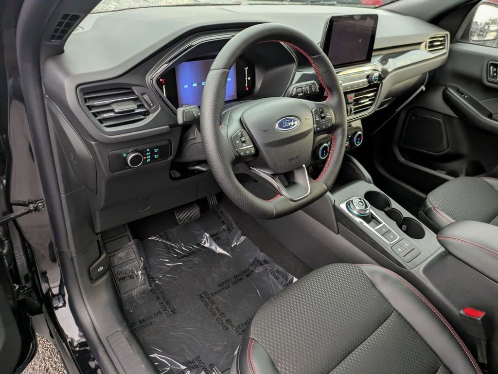 New 2026 Ford Escape ST-Line w/ Cold Weather Package AWD/4WD image 18