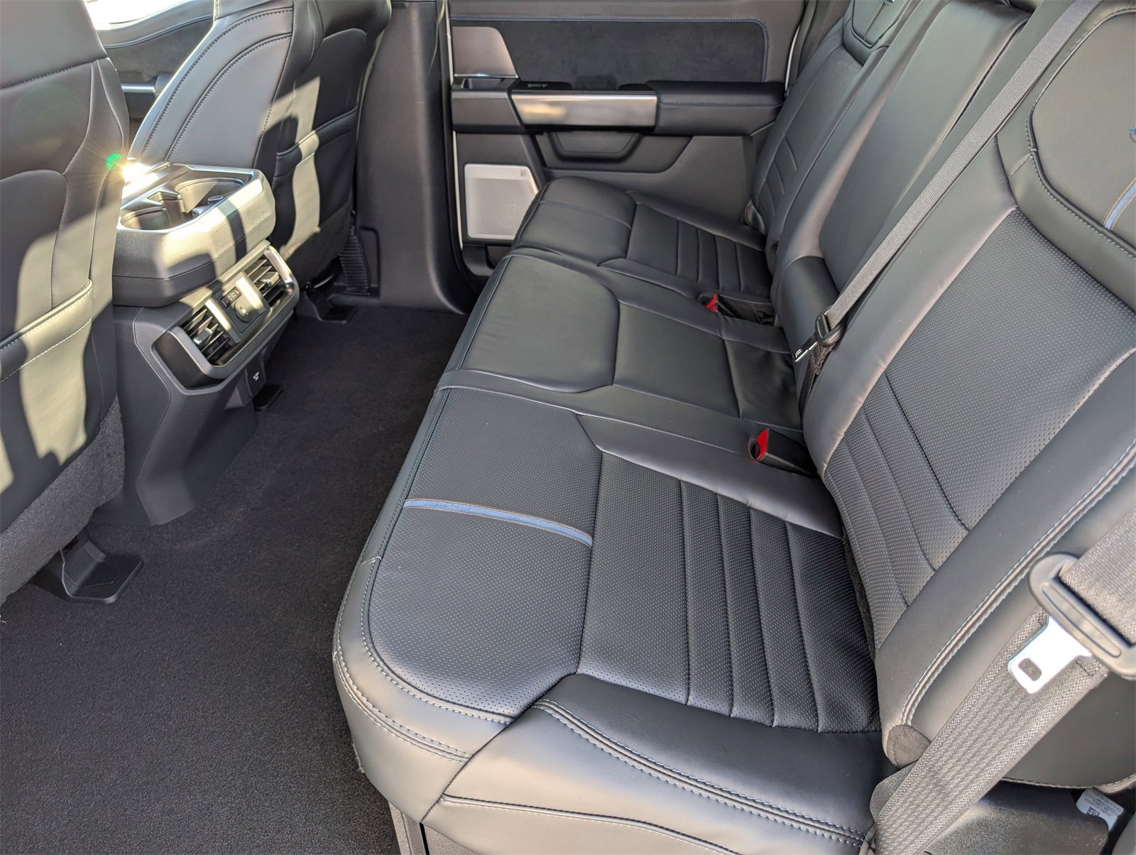 New 2025 Ford F150 Platinum w/ Equipment Group 702A High image 28