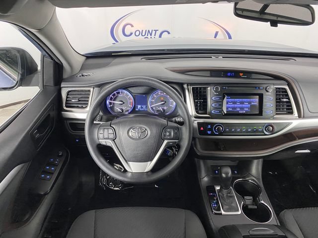 Used 2016 Toyota Highlander LE AWD/4WD image 14