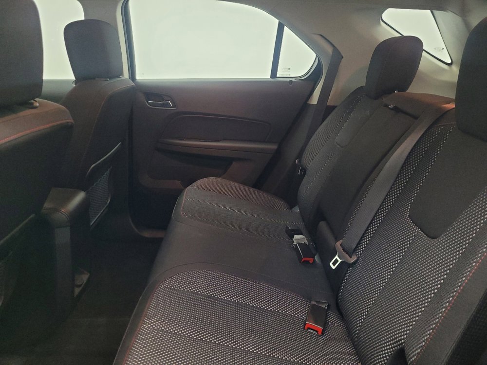 Used 2017 Chevrolet Equinox LS FWD image 18