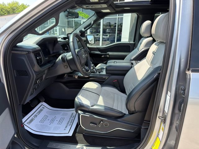 Used 2022 Ford F150 Lightning Platinum AWD/4WD image 18