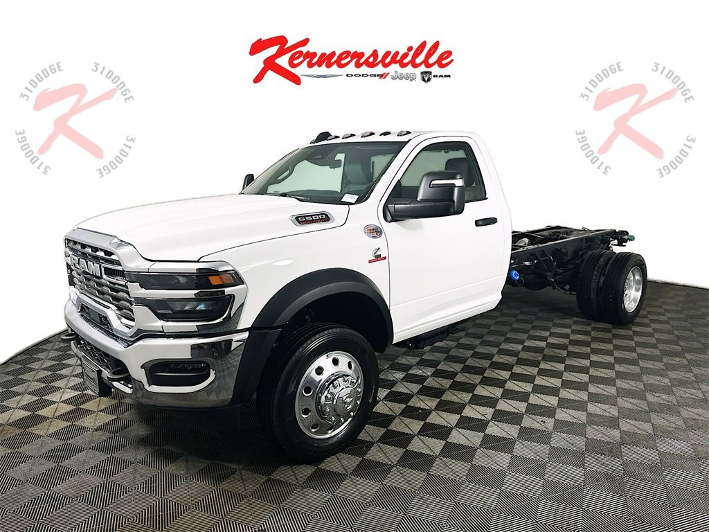 New 2026 RAM 5500 Tradesman w/ Chrome Appearance Group image 3