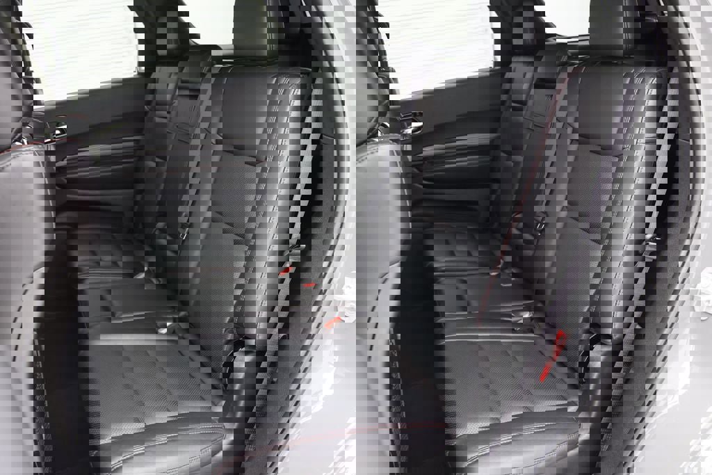 Used 2025 Dodge Durango GT image 12