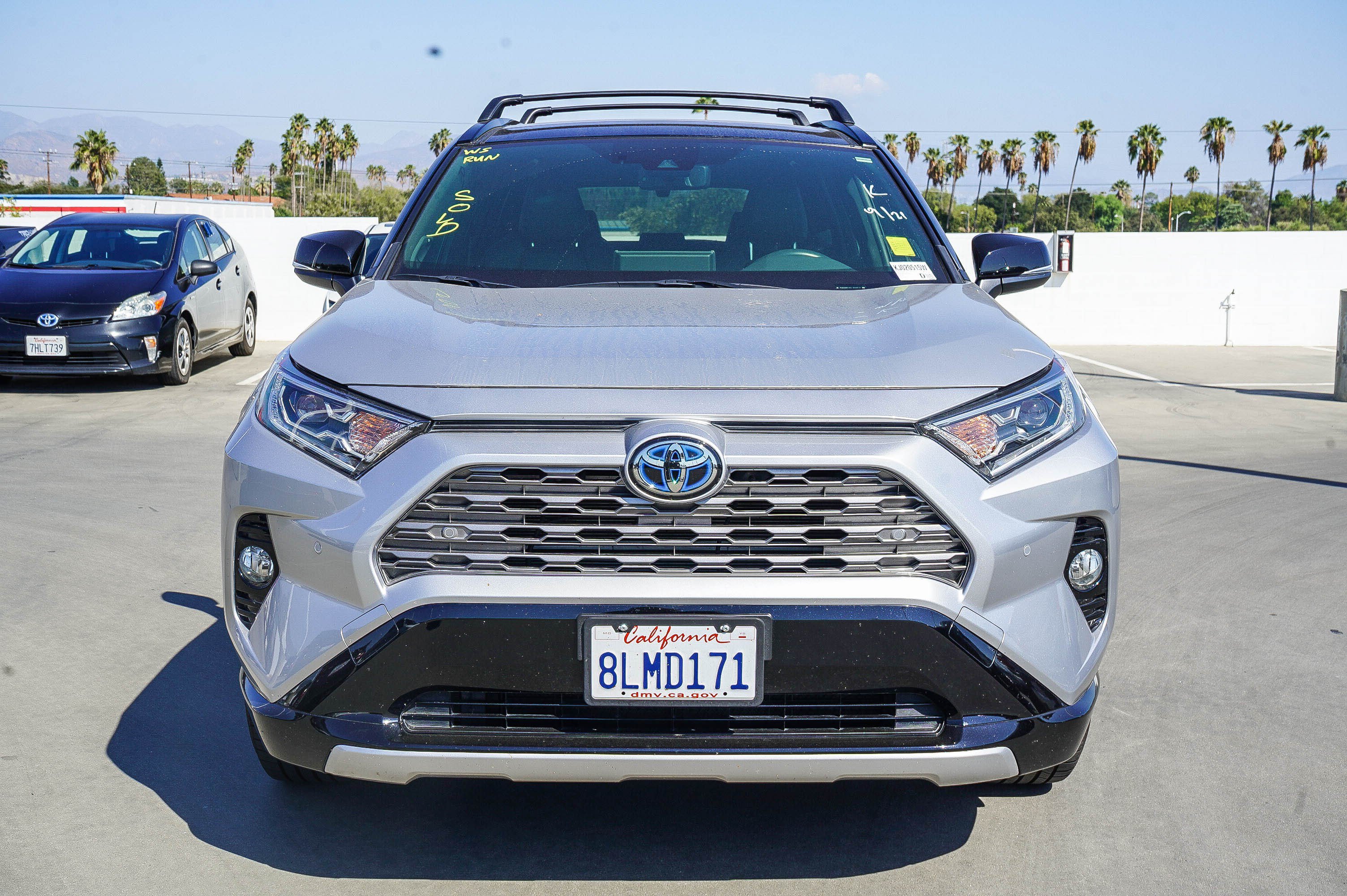 Used 2019 Toyota RAV4 XSE AWD/4WD image 2