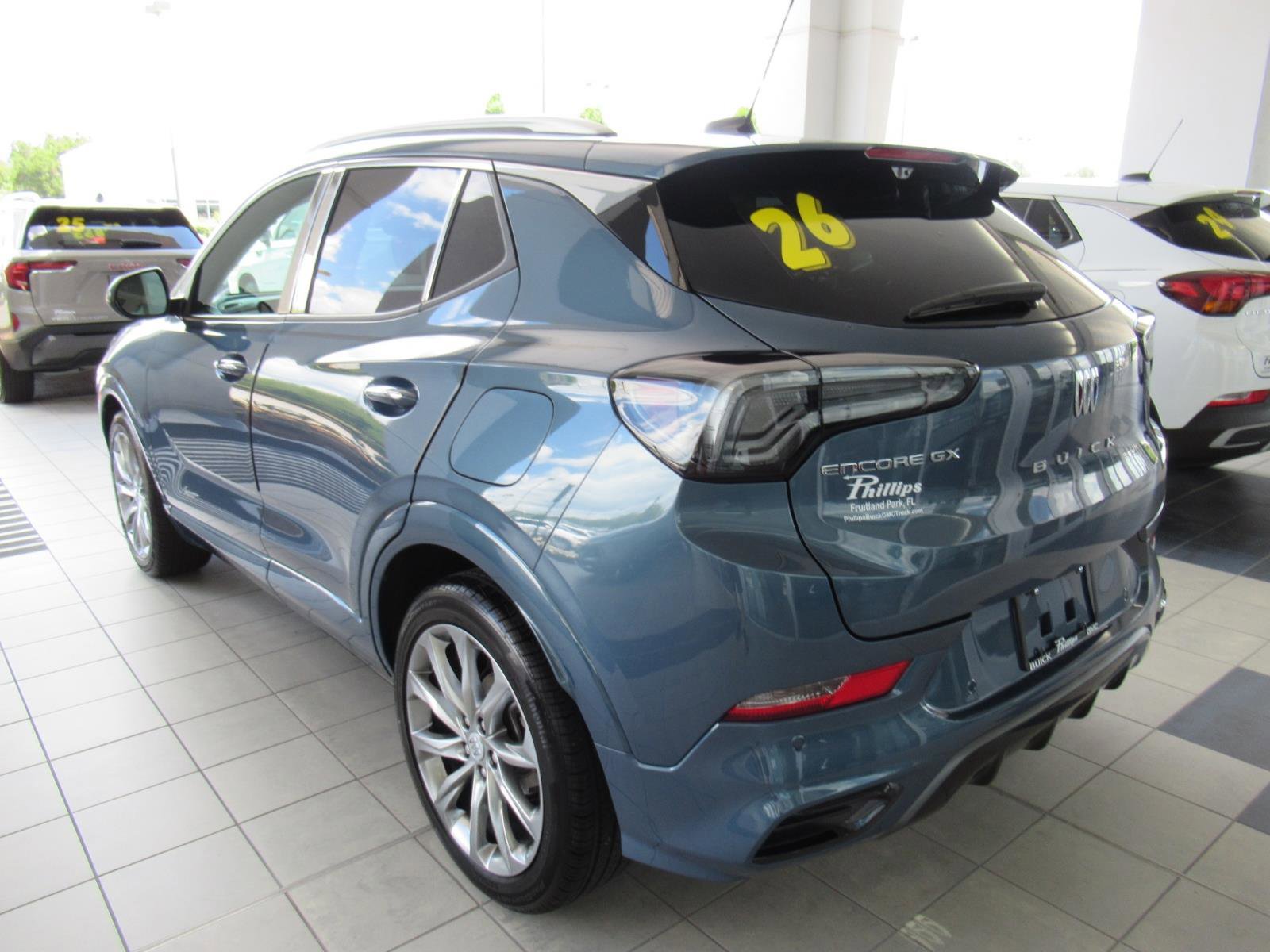 Used 2026 Buick Encore GX Avenir w/ Avenir Technology Package FWD image 5