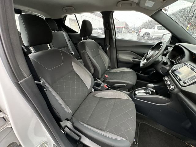 Used 2020 Nissan Kicks S image 28