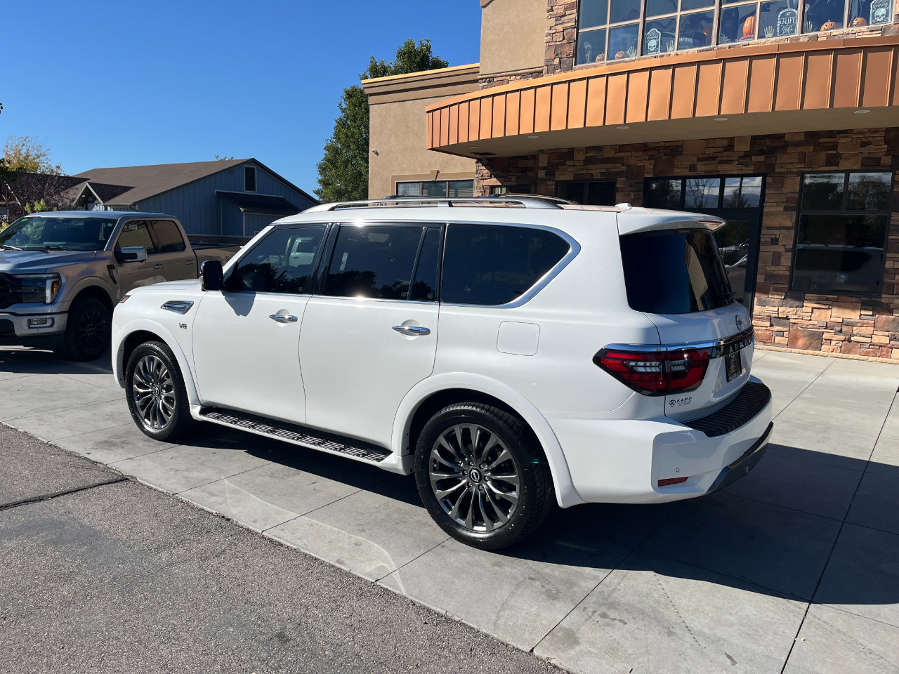 Used 2022 Nissan Armada Platinum w/ Captain's Chairs Package image 34