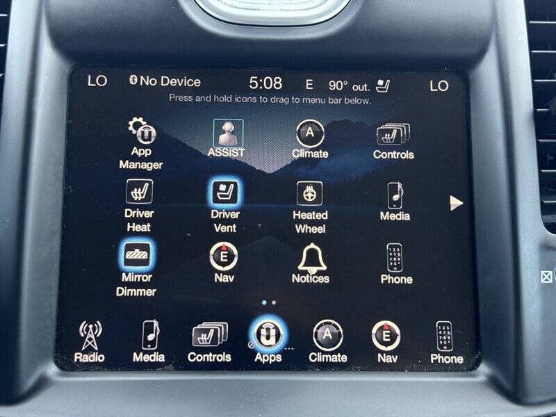 Used 2015 Chrysler 300 C RWD image 28