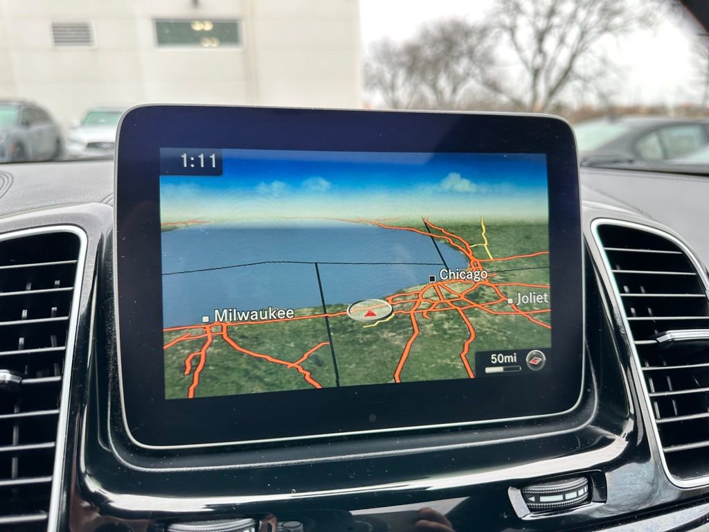 Used 2017 Mercedes-Benz GLS 450 4MATIC image 25