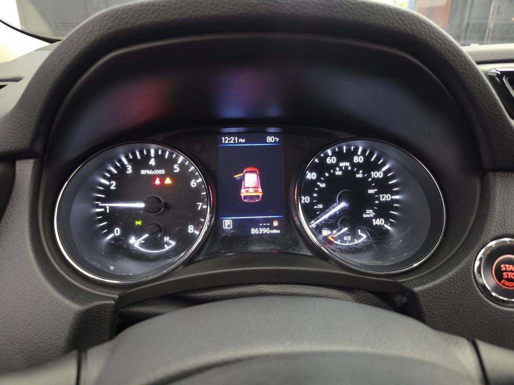 Used 2020 Nissan Rogue SV AWD/4WD image 3