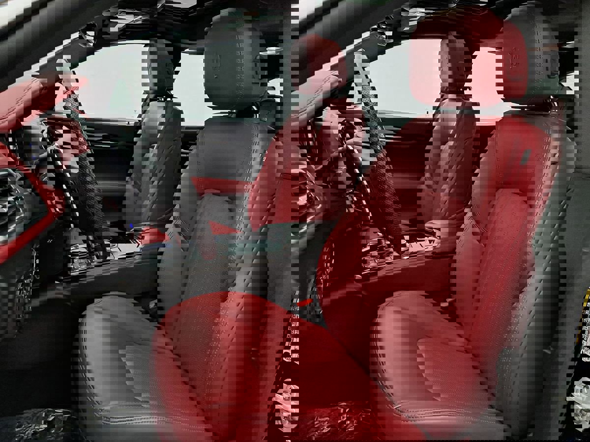 Used 2022 Maserati Ghibli Modena Q4 image 8