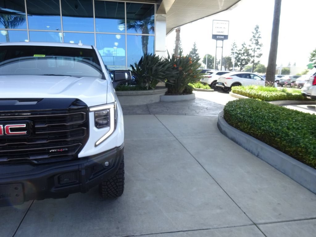 New 2026 GMC Sierra 1500 AT4X AWD/4WD image 33