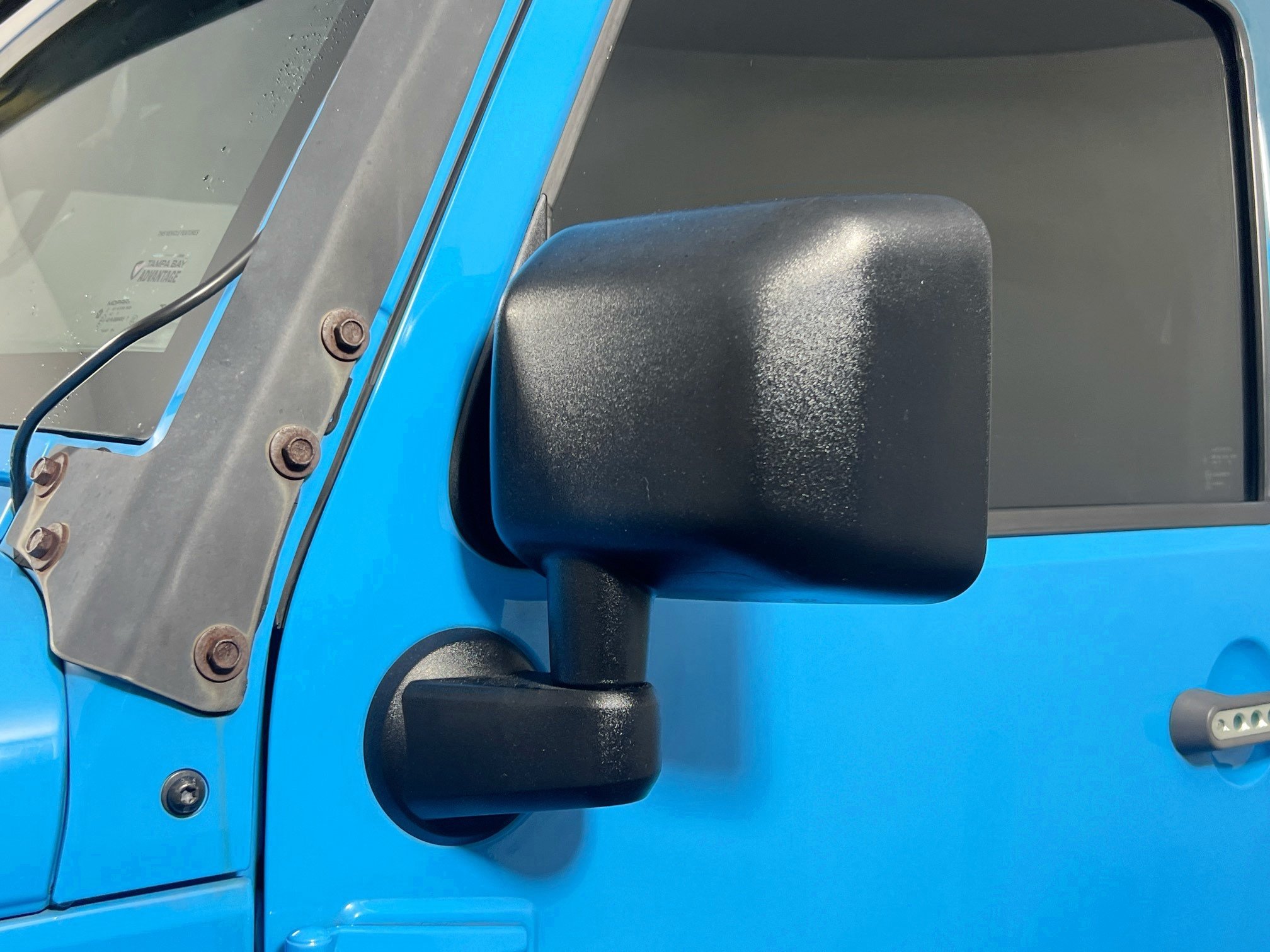 Used 2017 Jeep Wrangler Unlimited Sport w/ Connectivity Group AWD/4WD image 12