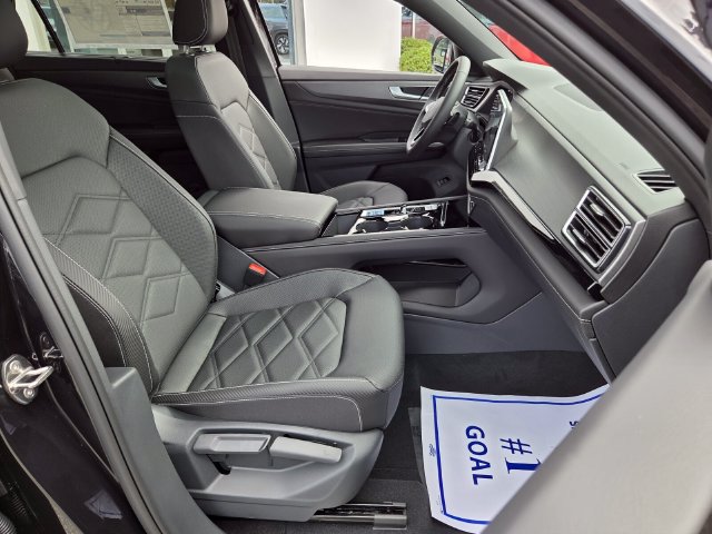 New 2026 Volkswagen Atlas Cross Sport SE FWD image 15