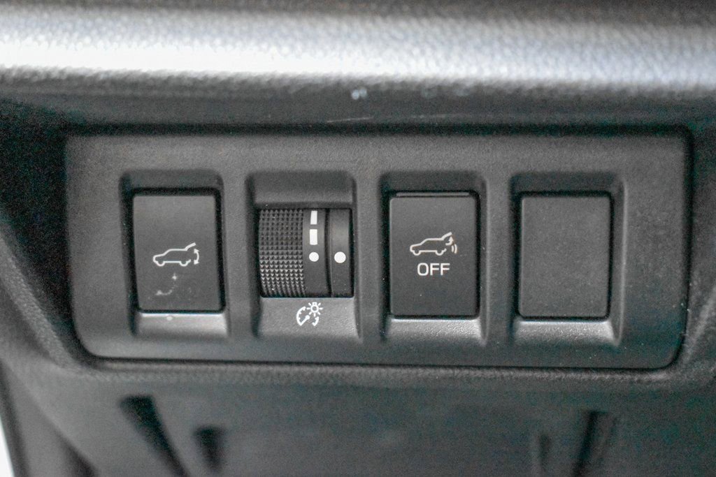 Used 2023 Subaru Outback Onyx Edition image 17