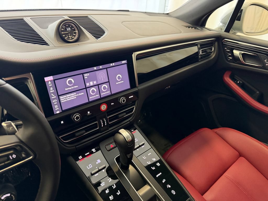 Certified 2026 Porsche Macan S AWD/4WD image 18
