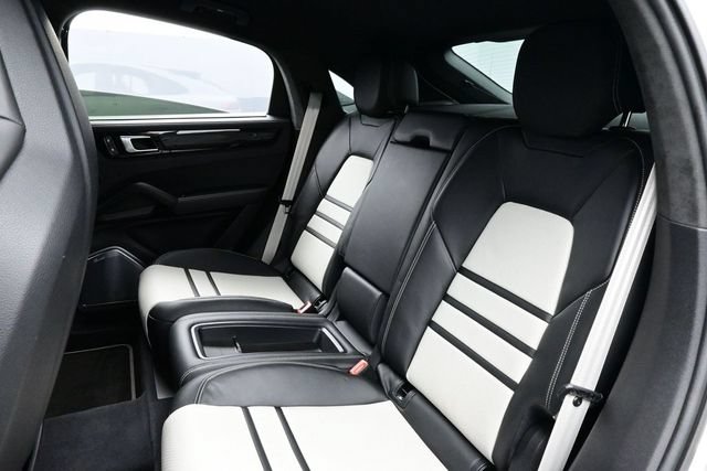 Certified 2023 Porsche Cayenne Turbo GT AWD/4WD image 14