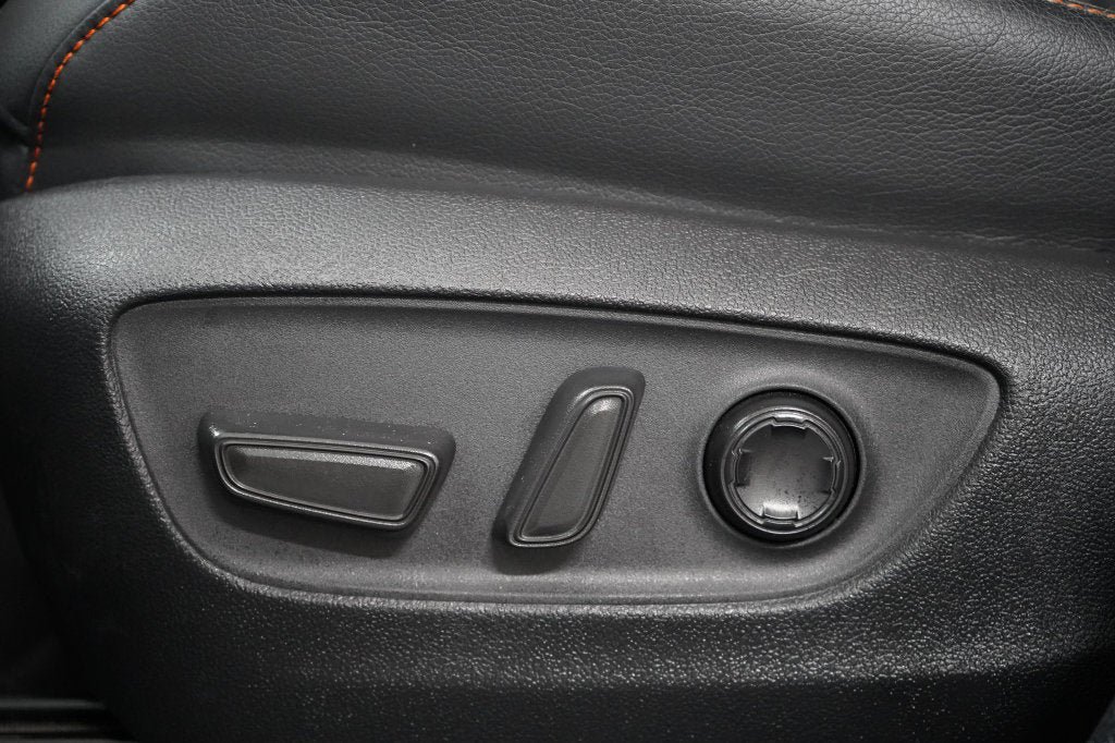 Used 2024 Toyota Sienna XSE w/ XSE Premium Package FWD image 13