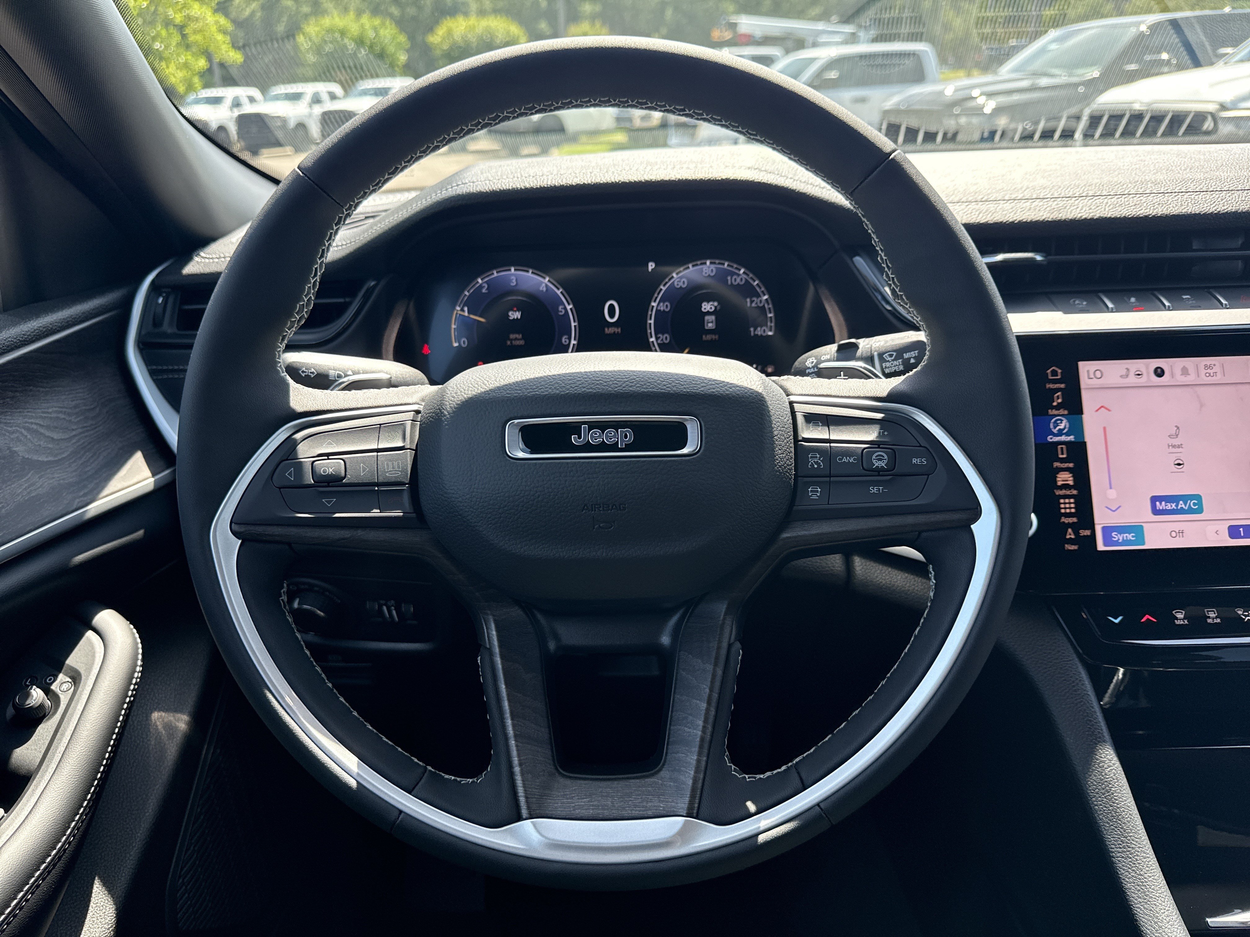 New 2026 Jeep Grand Cherokee Altitude RWD image 25