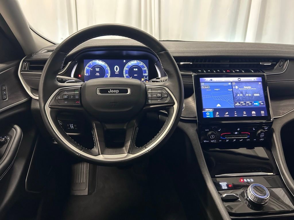 Used 2021 Jeep Grand Cherokee L Limited AWD/4WD image 3