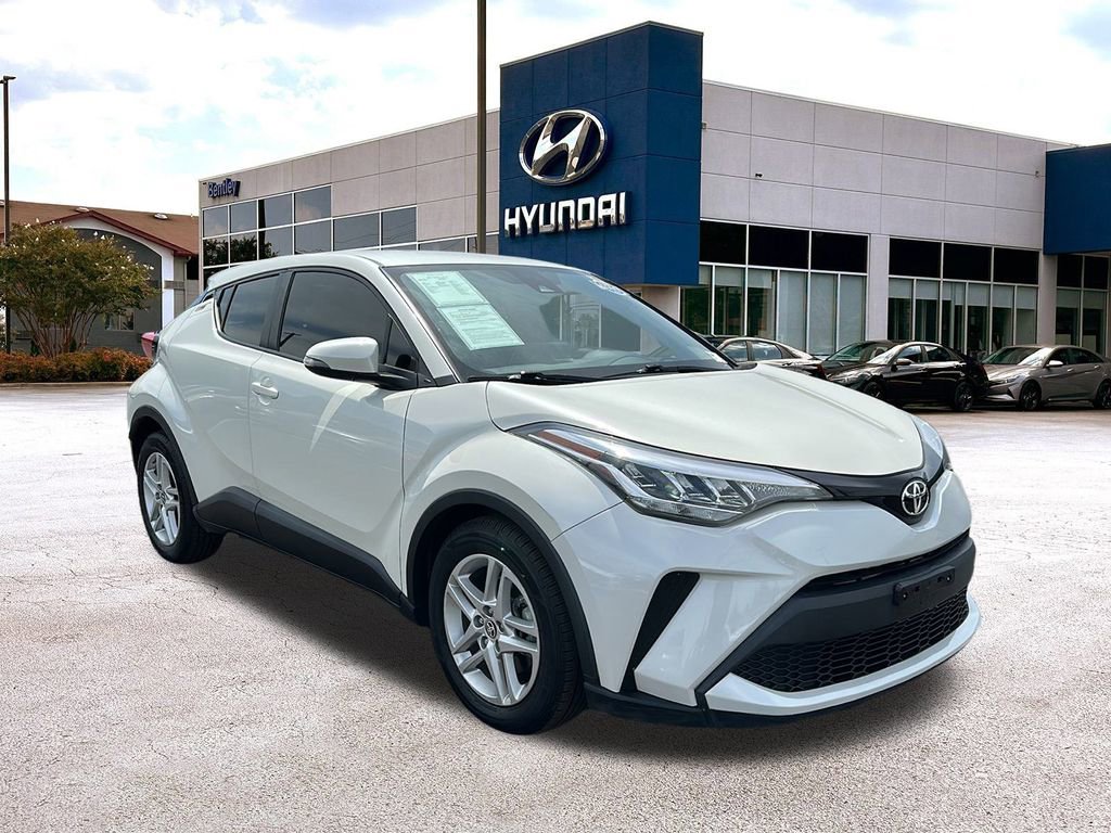 Used 2021 Toyota C-HR LE image 7