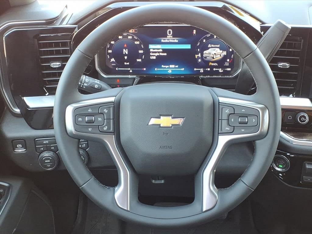 New 2026 Chevrolet Silverado 1500 LT w/ Safety Package image 18