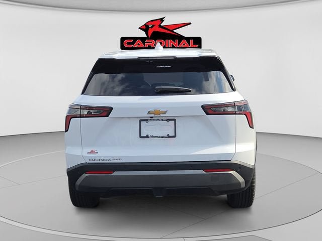 New 2027 Chevrolet Equinox LT w/ LPO, Floor Liner Package AWD/4WD image 4