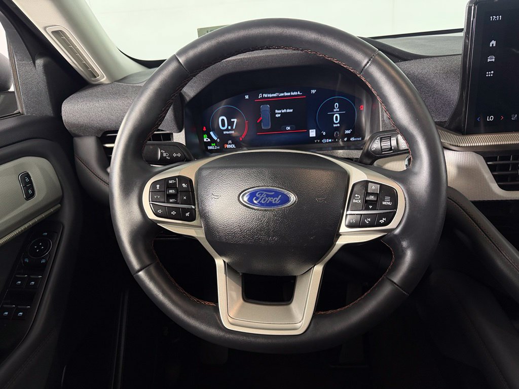 Used 2026 Ford Explorer Active w/ Active Comfort Package AWD/4WD image 16
