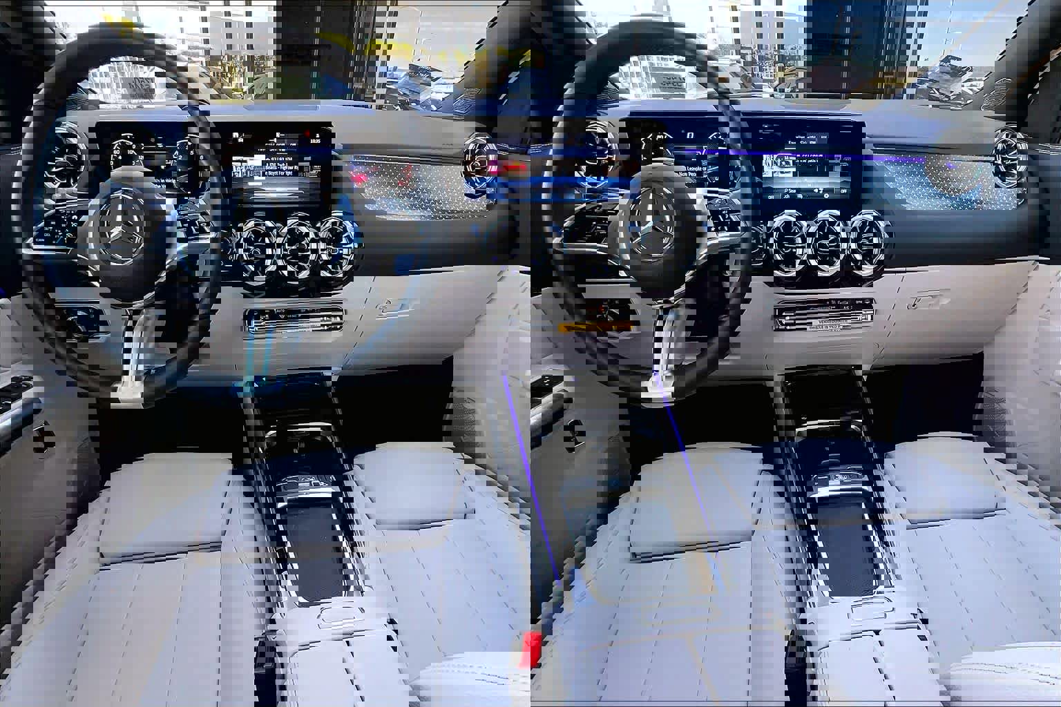 Used 2025 Mercedes-Benz GLA 250 image 15