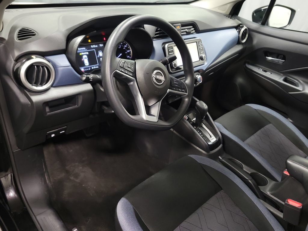Used 2025 Nissan Versa SV FWD image 16