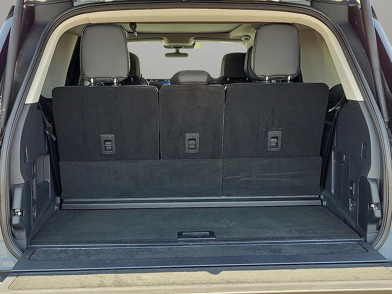 Used 2026 Lincoln Navigator Reserve AWD/4WD image 11