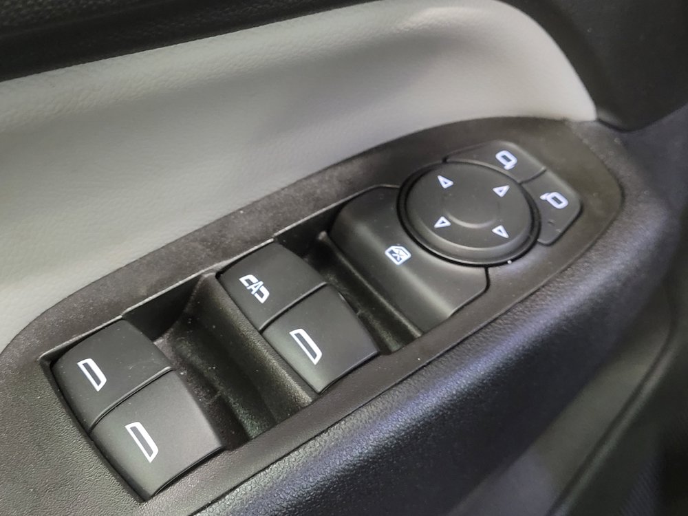 Used 2021 Chevrolet Equinox LS image 27