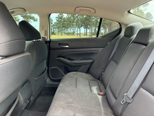 Used 2021 Nissan Altima 2.5 SV FWD image 21