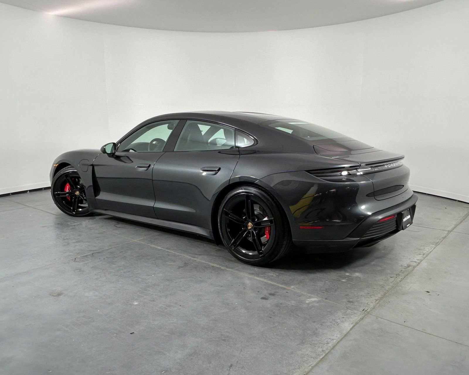 Used 2025 Porsche Taycan 4S image 3