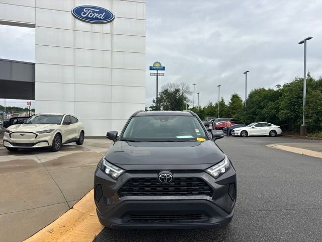 Used 2024 Toyota RAV4 XLE AWD/4WD image 8