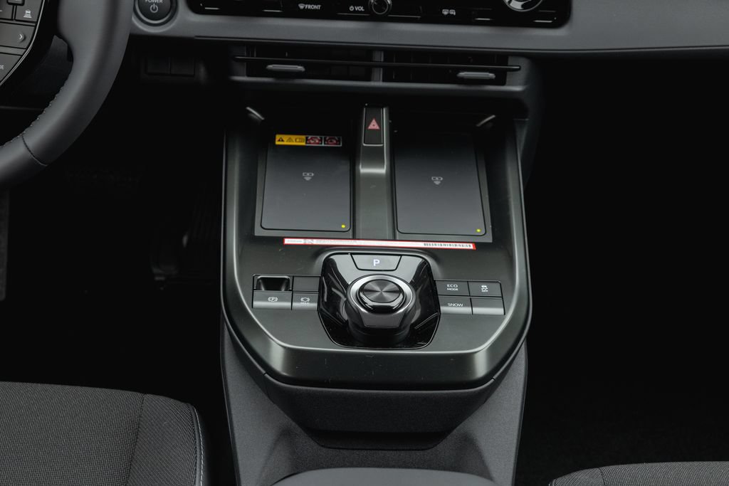 New 2026 Toyota C-HR AWD/4WD image 12