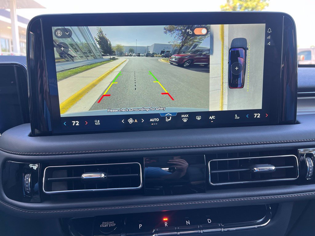 Used 2026 Lincoln Aviator AWD image 32