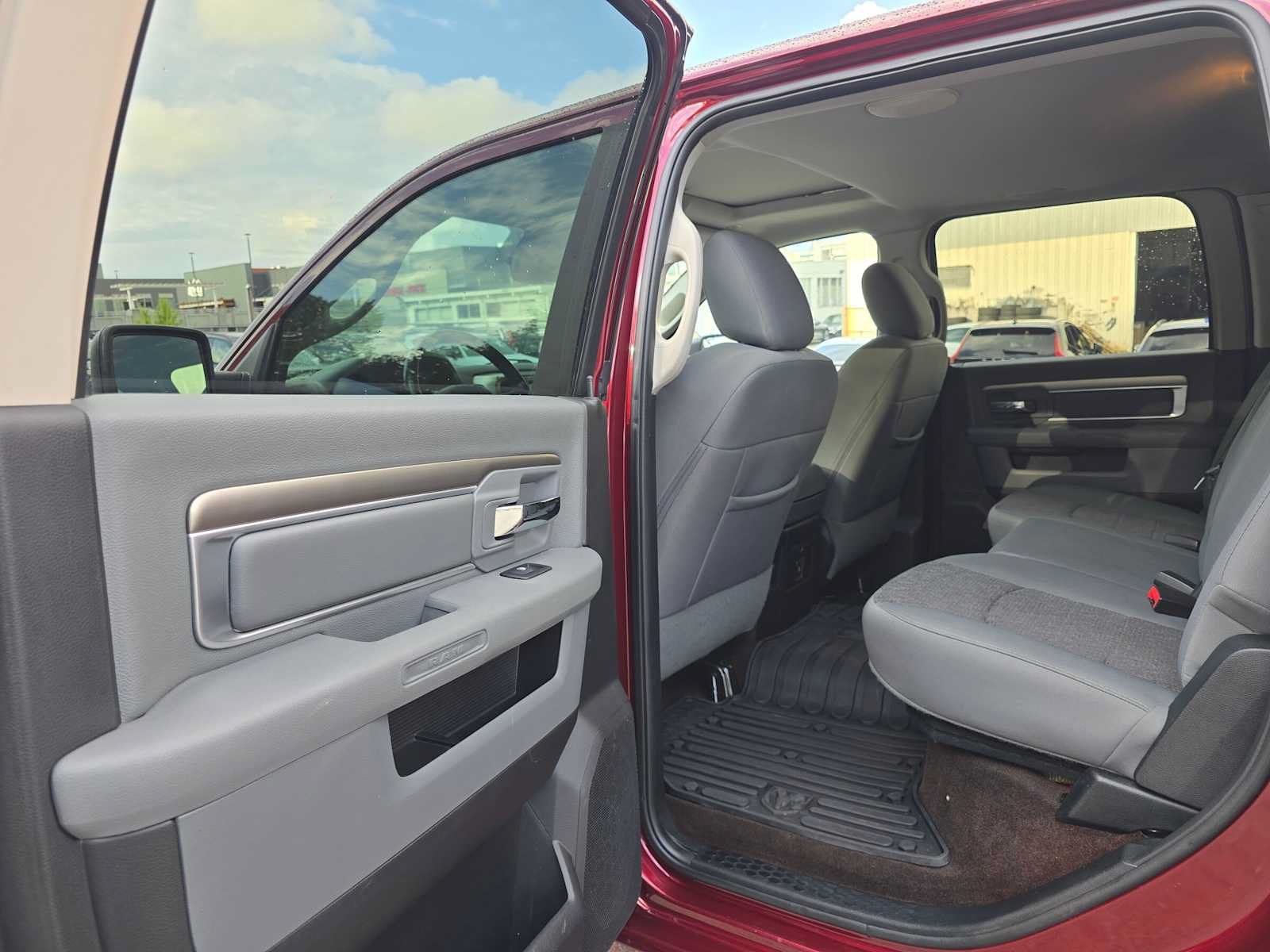 Used 2017 RAM 1500 Big Horn AWD/4WD image 16
