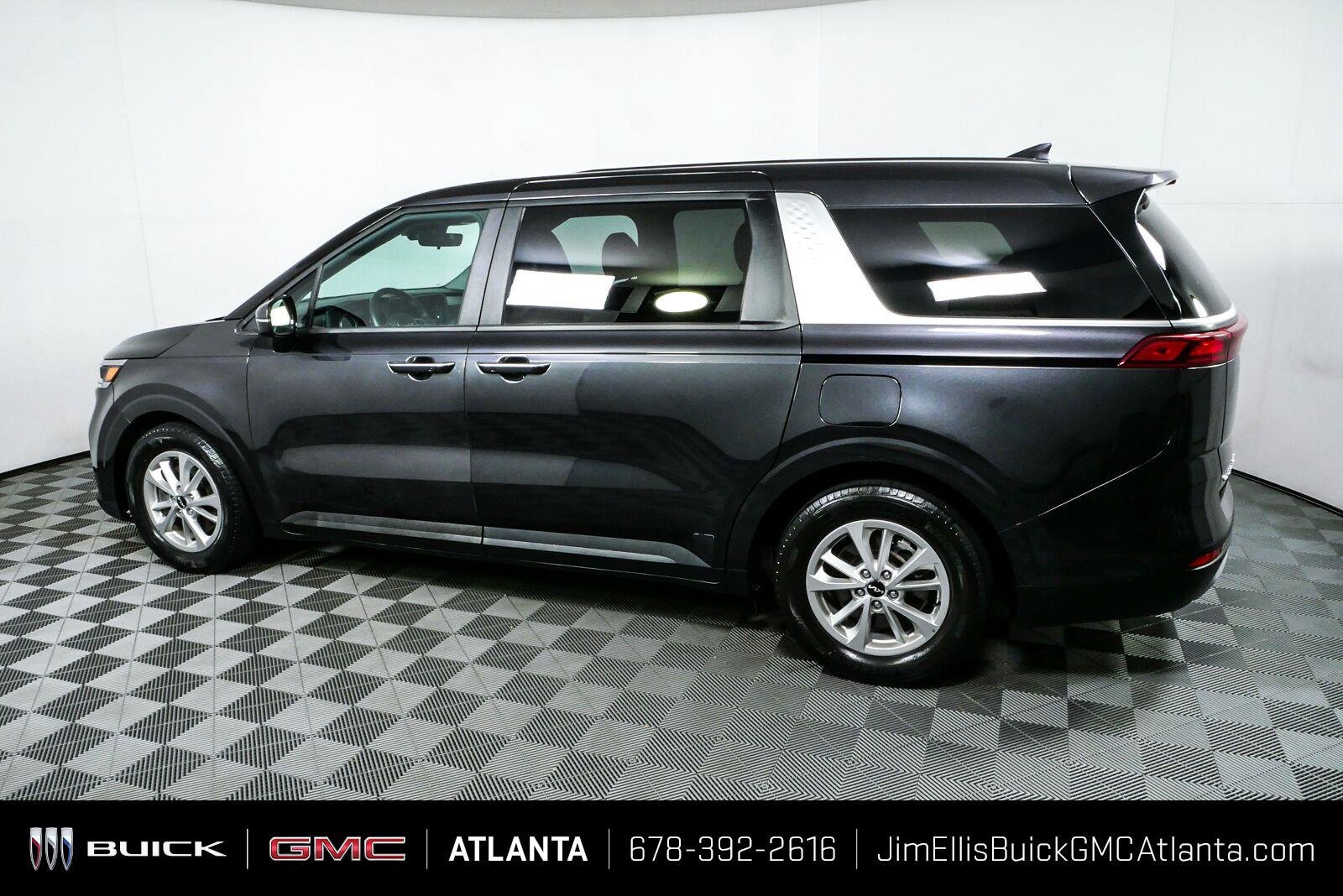 Used 2022 Kia Carnival LX FWD image 28