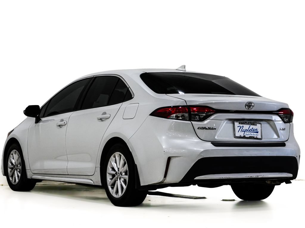 Used 2022 Toyota Corolla XLE FWD image 8