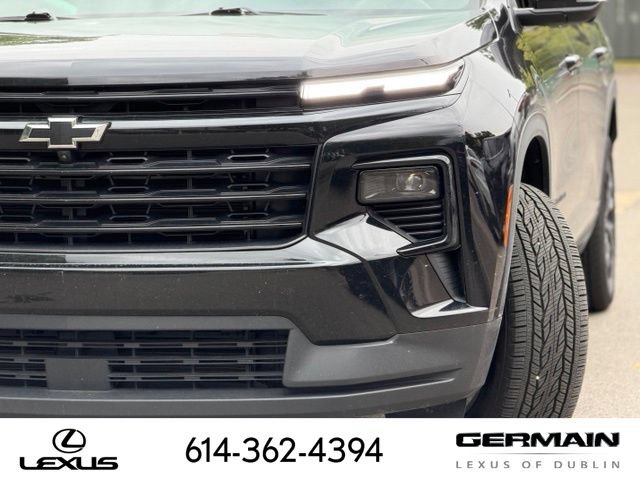 Used 2024 Chevrolet Traverse LT w/ Midnight/Sport Edition AWD/4WD image 5